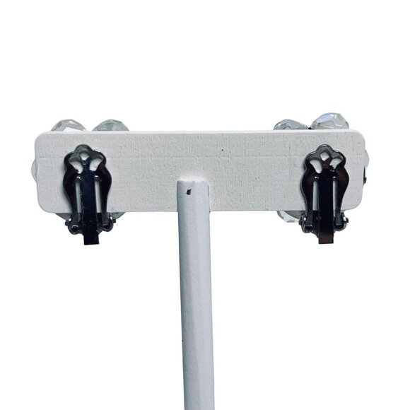 Vintage Aurora Borealis Beaded Clip On Earrings (5867) - Picture 3 of 3